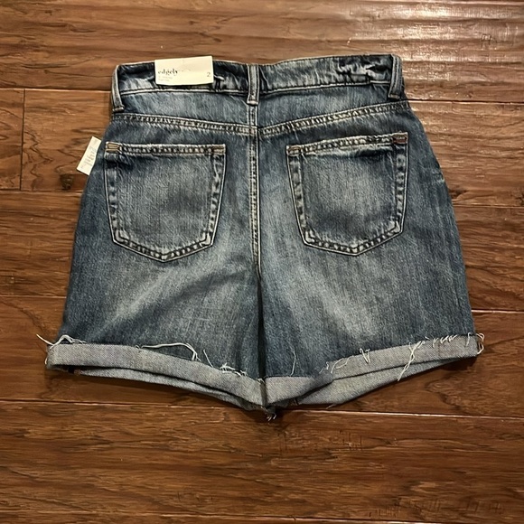 Maurice’s Edgely High Rise Shorts - Picture 6 of 6